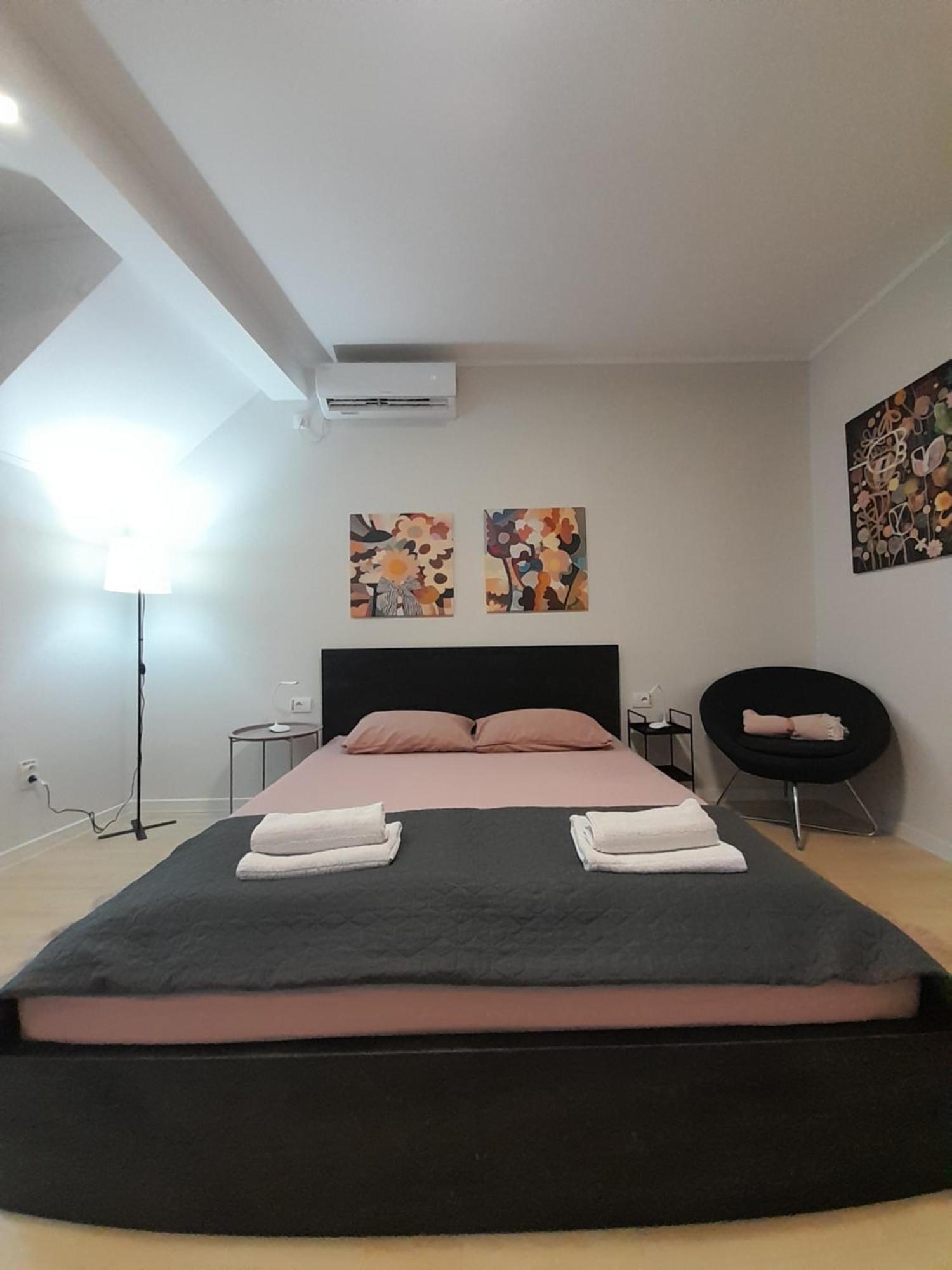 Cool & Cozy Center Apartment ซูโบติกา ภายนอก รูปภาพ
